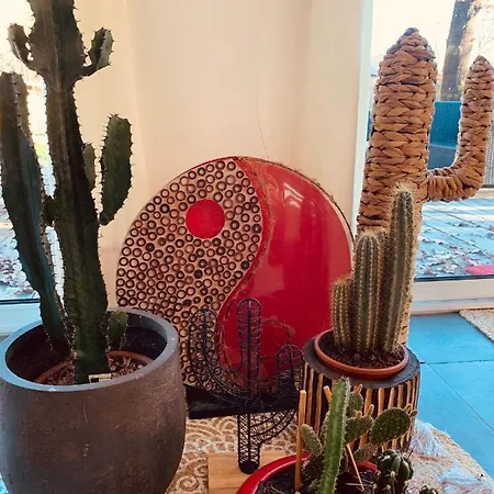 House De La Canopée, Swimming Pool, Lake, Forest, Large Garden&wifi